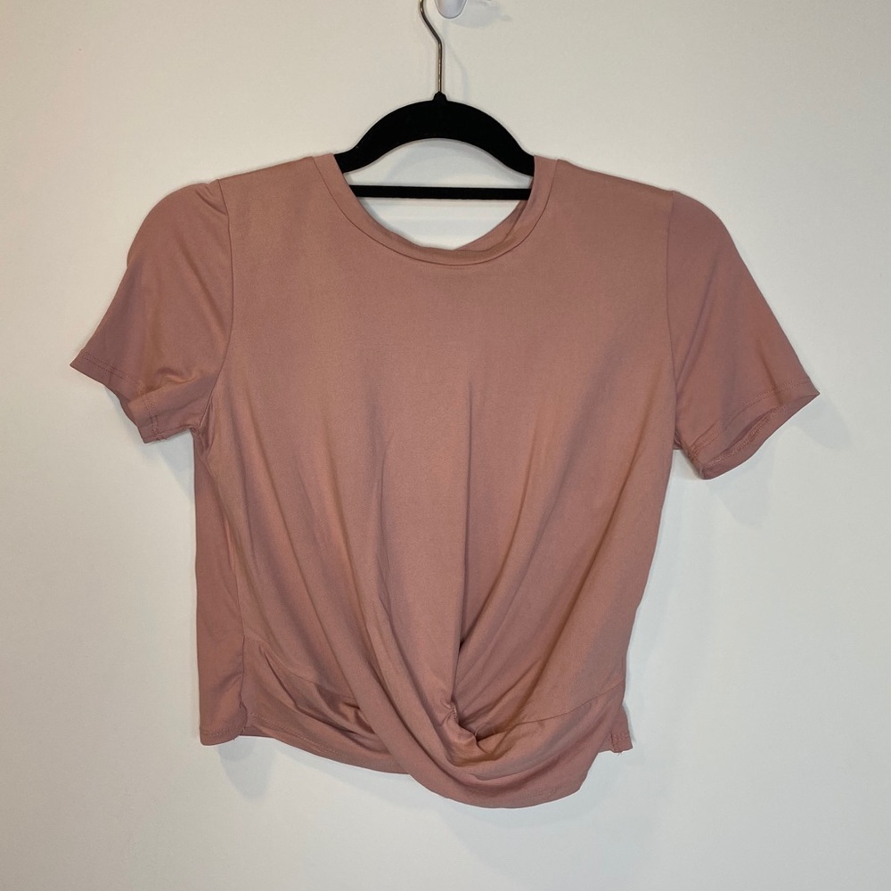 Crisscross short sleeve top
